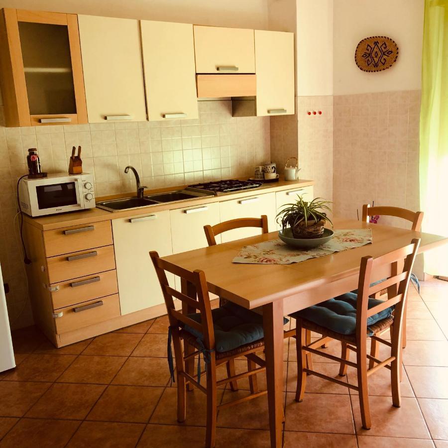 Appartamento In Centro Tortolì Exterior foto